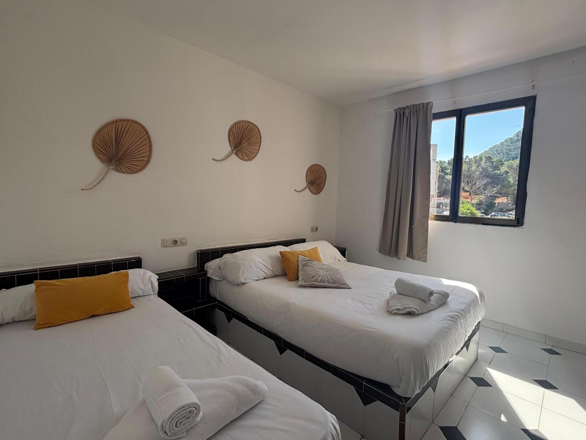 Es Grop Apartamentos Пуртинач Экстерьер фото