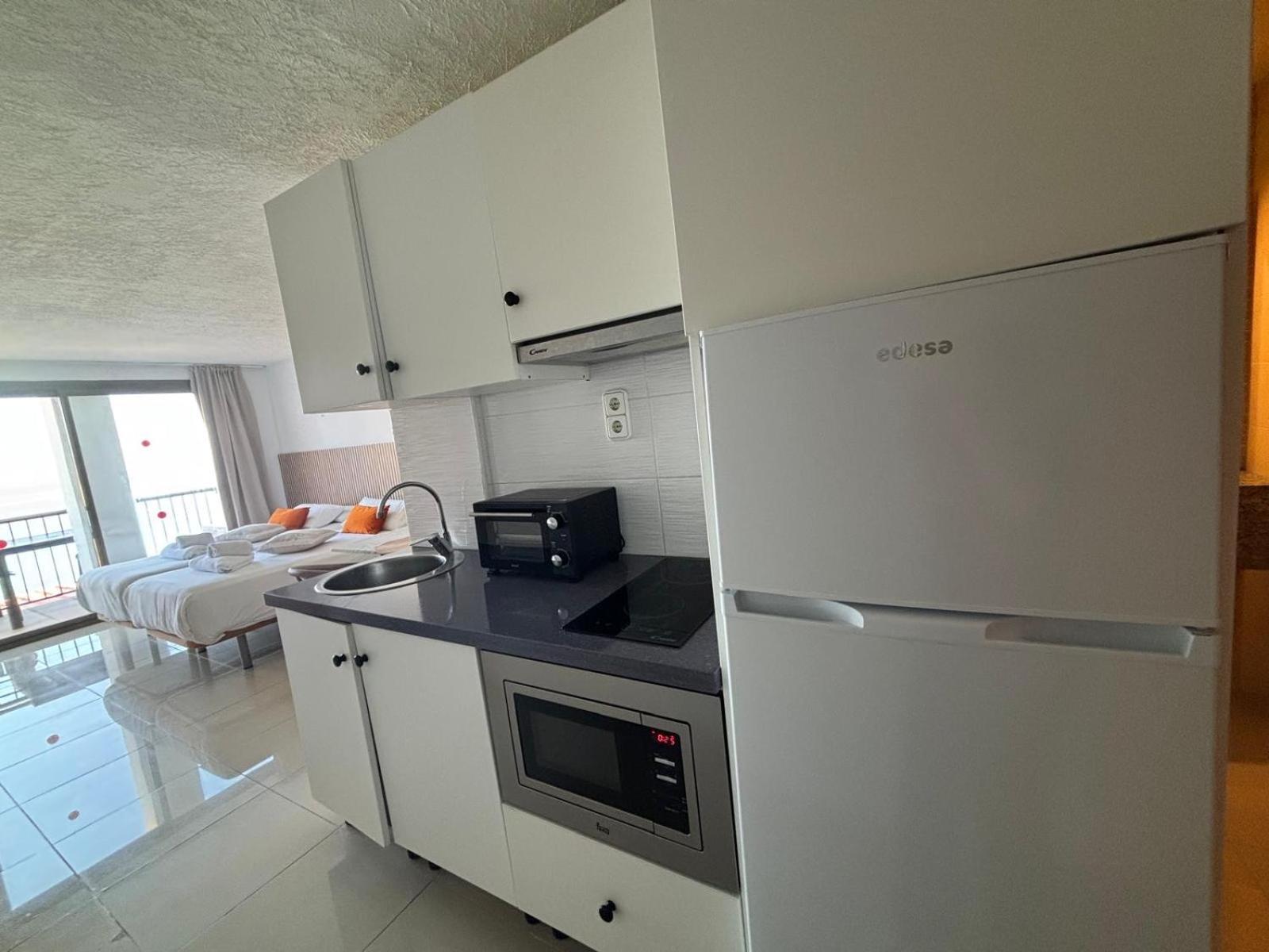 Es Grop Apartamentos Пуртинач Экстерьер фото