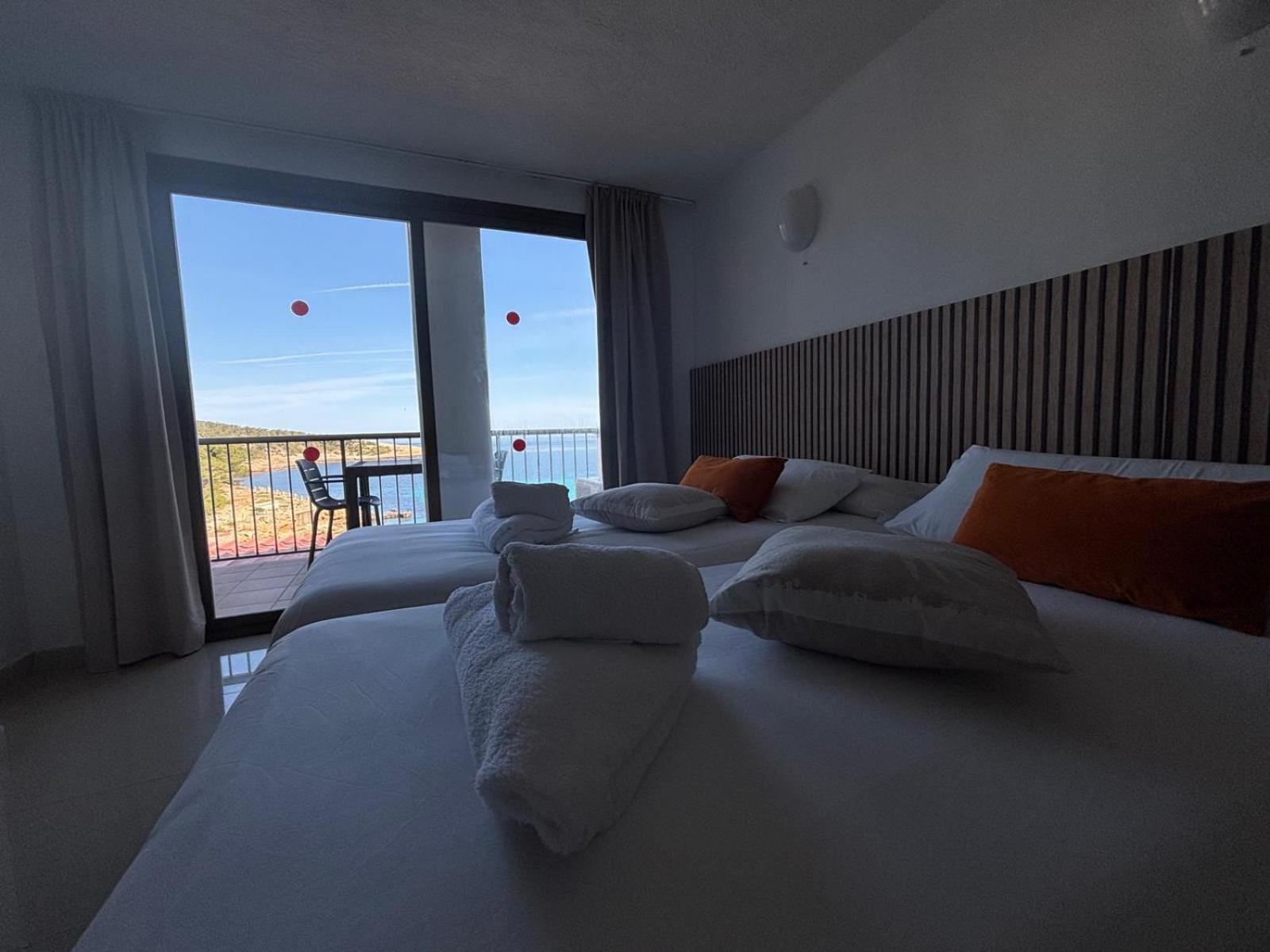 Es Grop Apartamentos Пуртинач Экстерьер фото