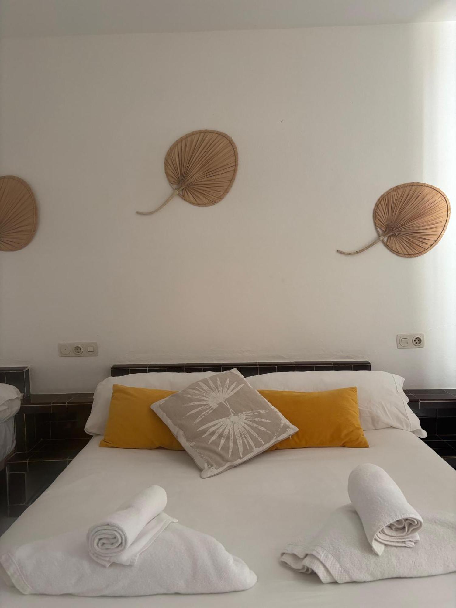 Es Grop Apartamentos Пуртинач Экстерьер фото